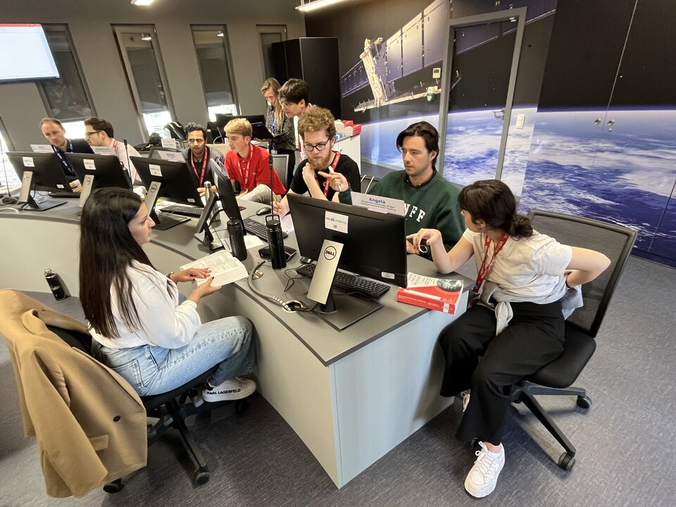 Students working concurrently at ESEC Galaxia