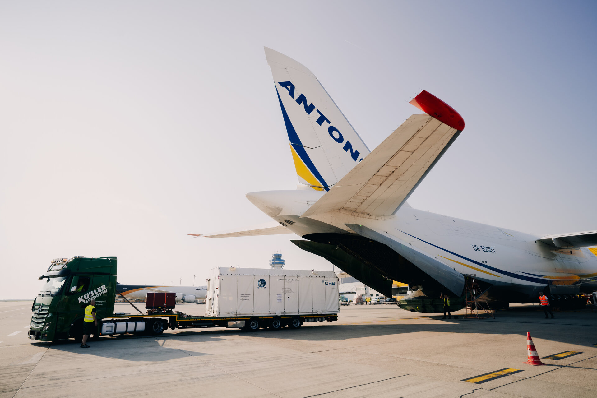Hera loaded on Antonov cargo aircraft for flight to USA