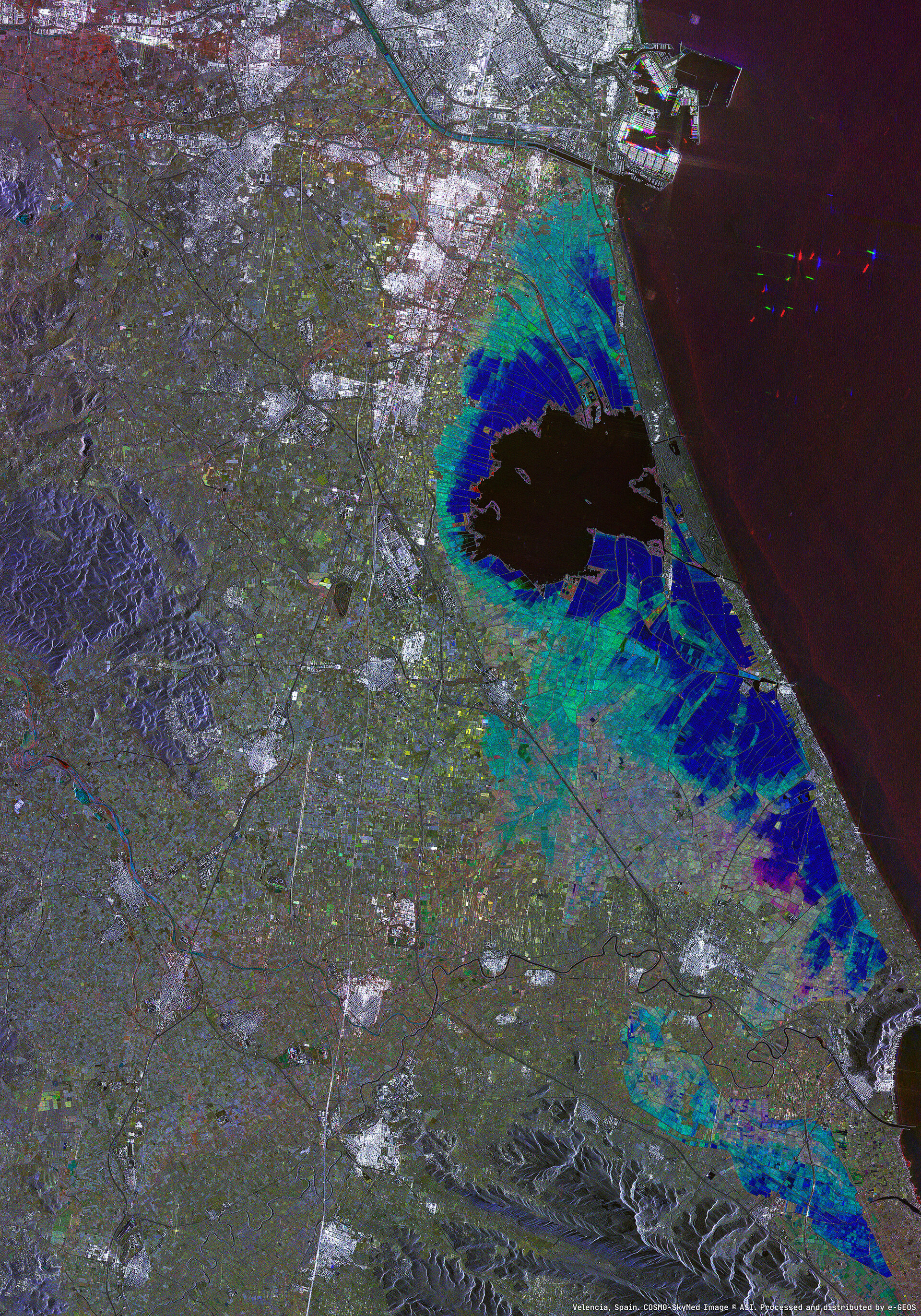 Flooded areas captured by Cosmo-SkyMed
