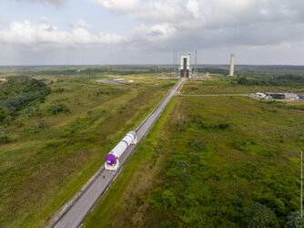 Ariane 6 Central Core being transferred from the launcher assembly building to the launch pad