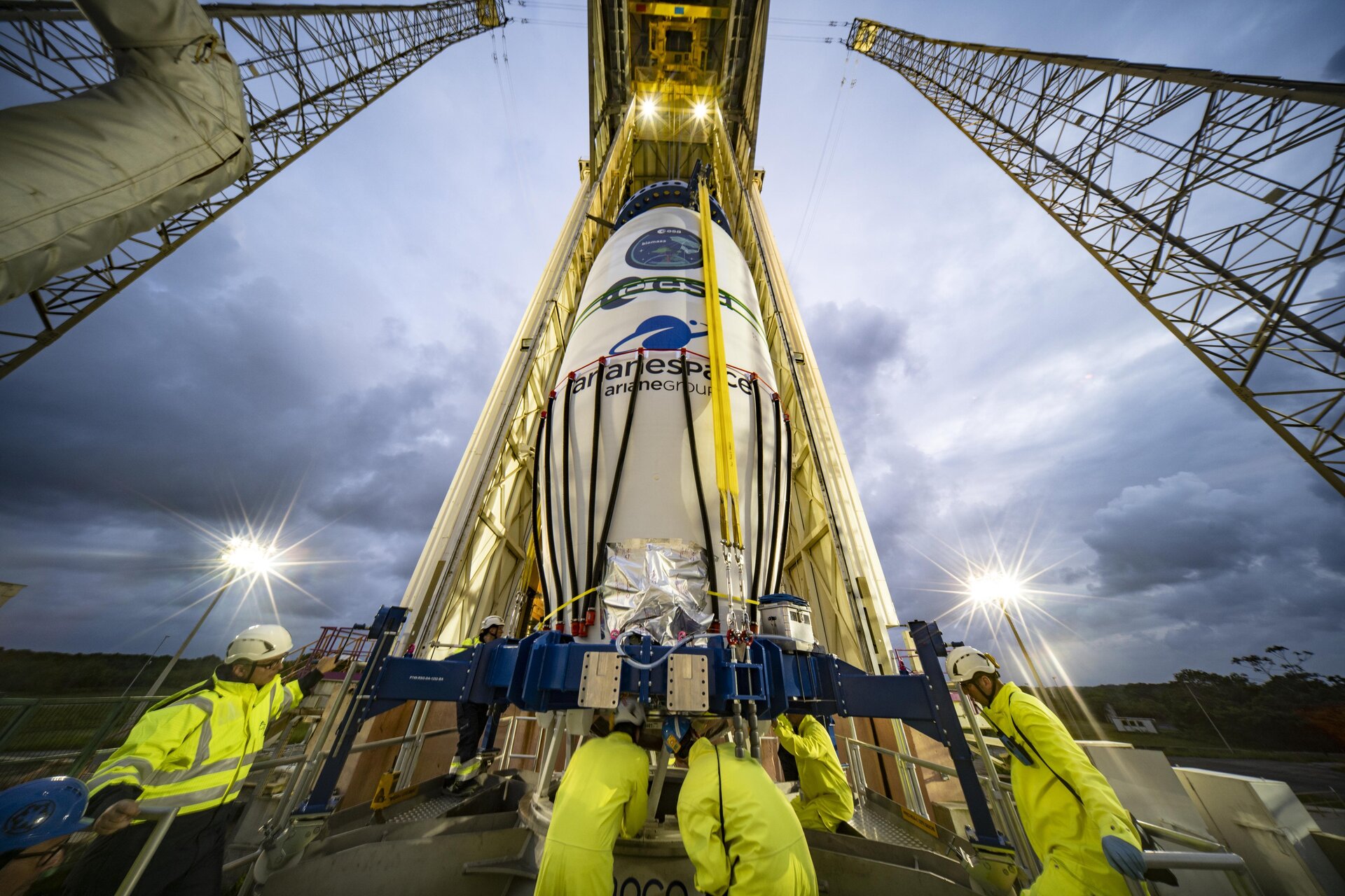 Biomass transfer and placement onto Vega-C