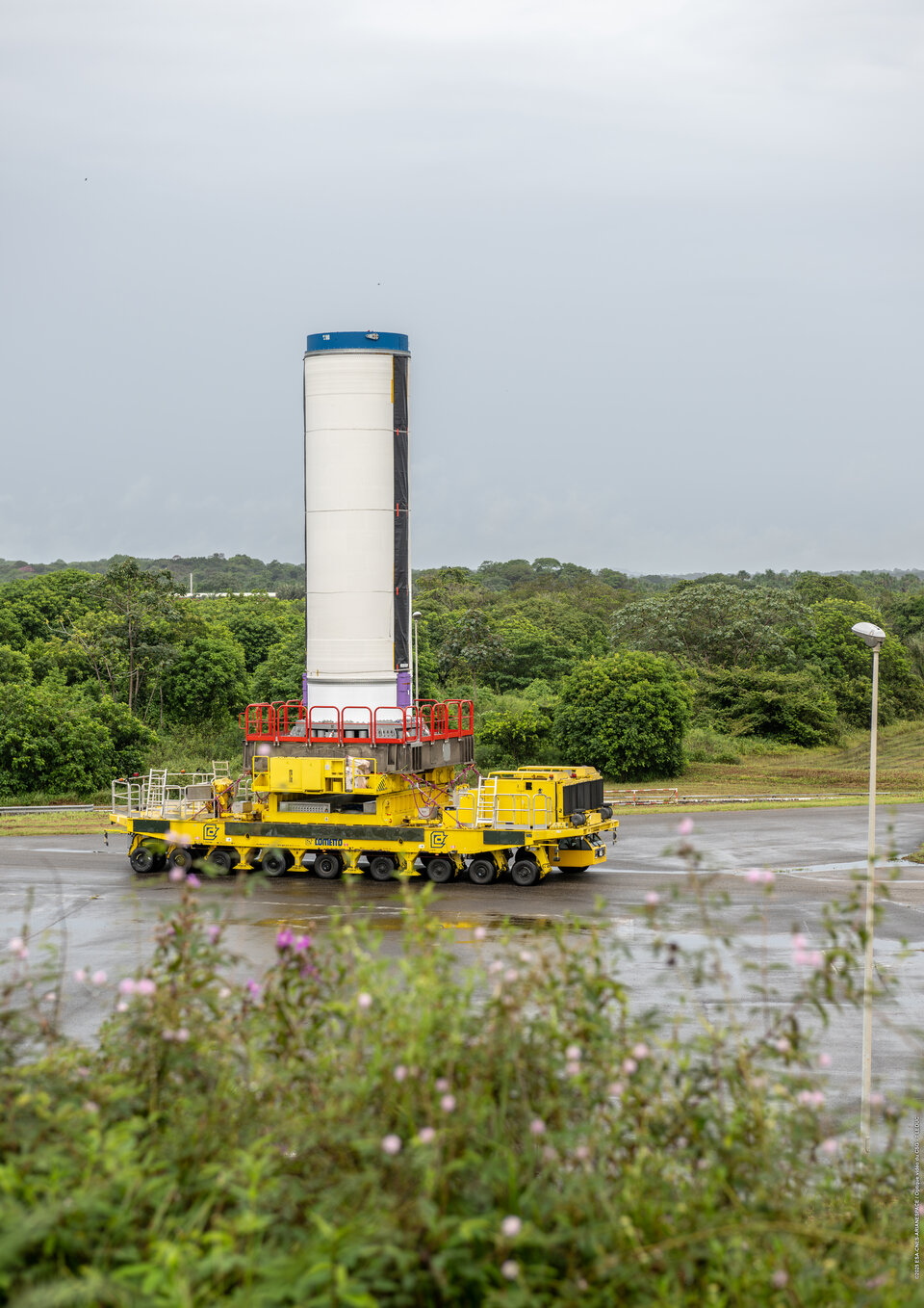 Il booster dell'Ariane 6 per il volo VA263 