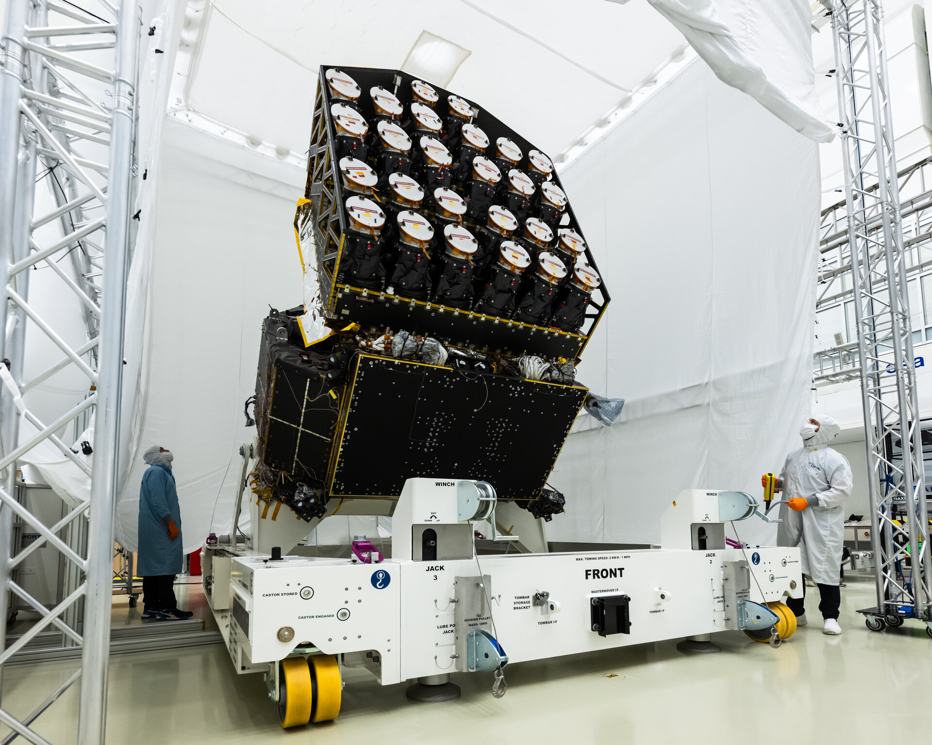 Plato rotated upwards in the ESTEC clean tent  