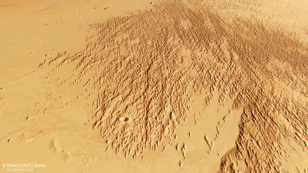 A view from above: sandblasted scratches near Mars’s Eumenides Dorsum mountains