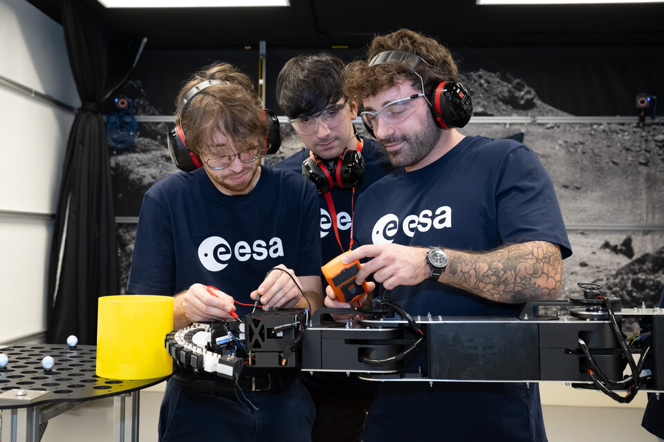 GRASP team at ESA’s ORBIT facility
