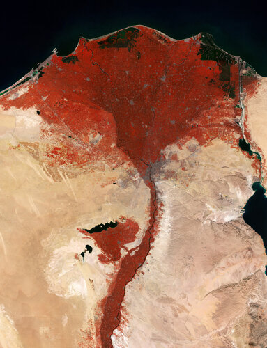 For Valentine’s Day, the Copernicus Sentinel-2 mission sends love from space, capturing the heart-shaped oasis of Faiyum, just south of Cairo, Egypt.