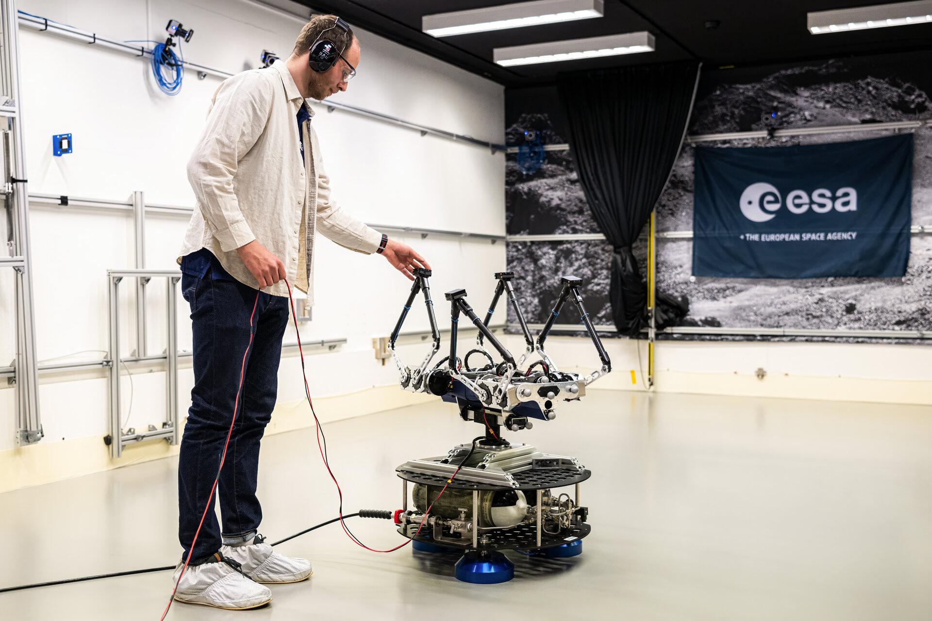 The four-legged robot Olympus on Europe’s flattest floor